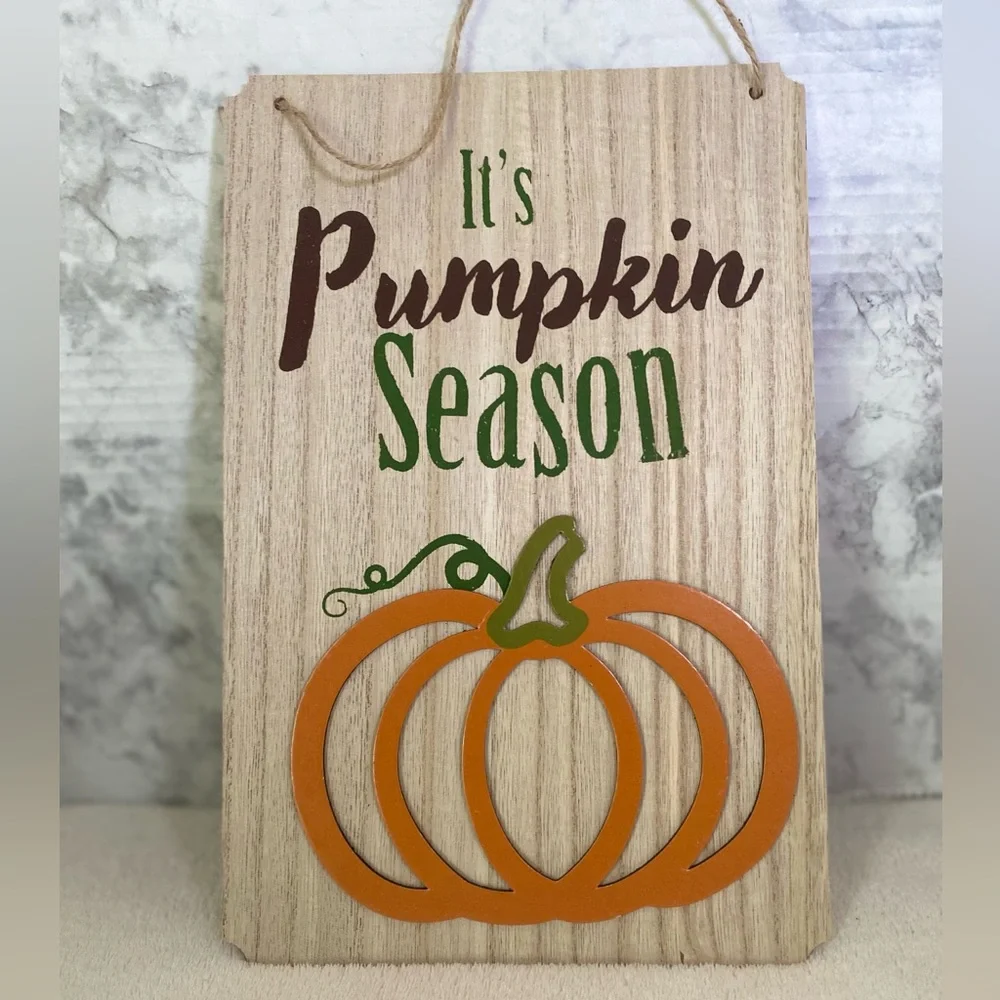 NWT It’s Pumpkin Season 3 D Pumpkin Hanging Wall Sign